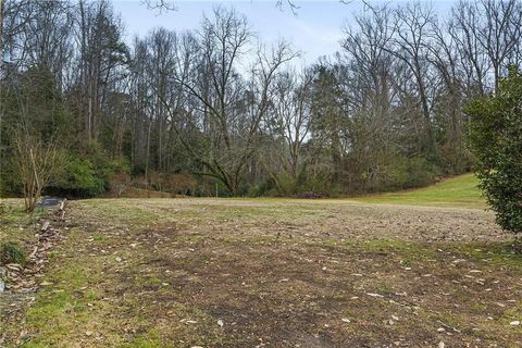 A home in Newnan