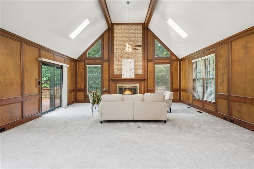 4116 River Cliff Chase SE