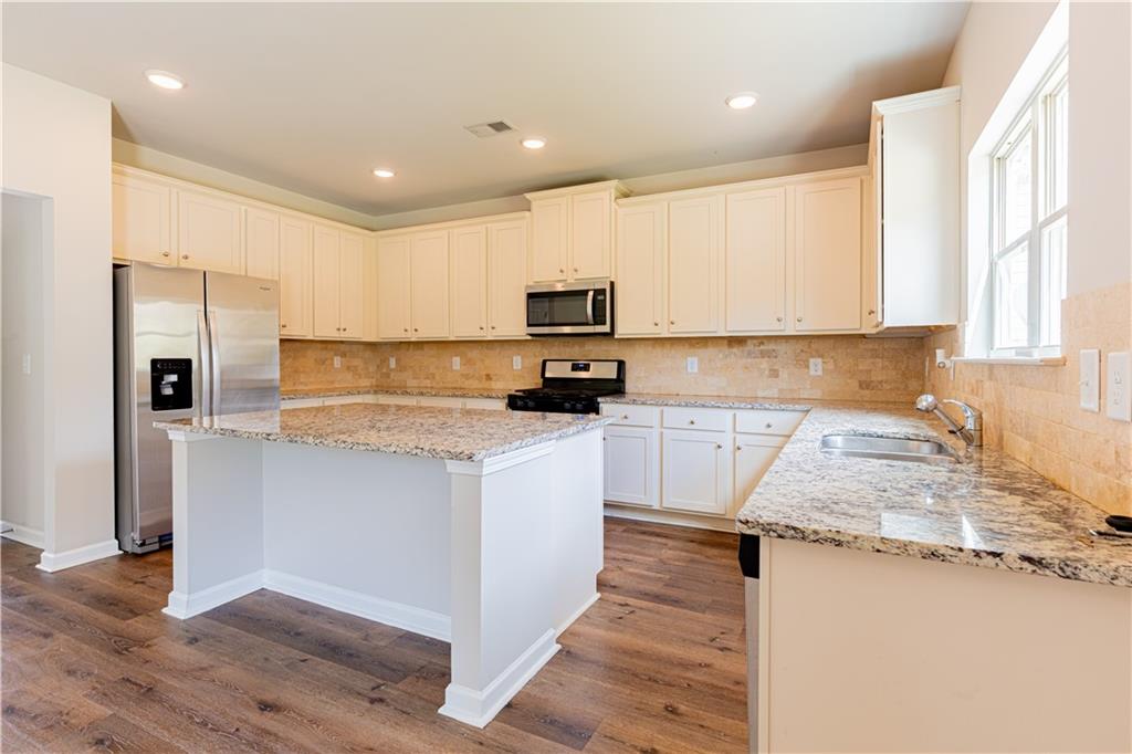2396 Bear Mountain Street, Lithonia, Georgia image 13