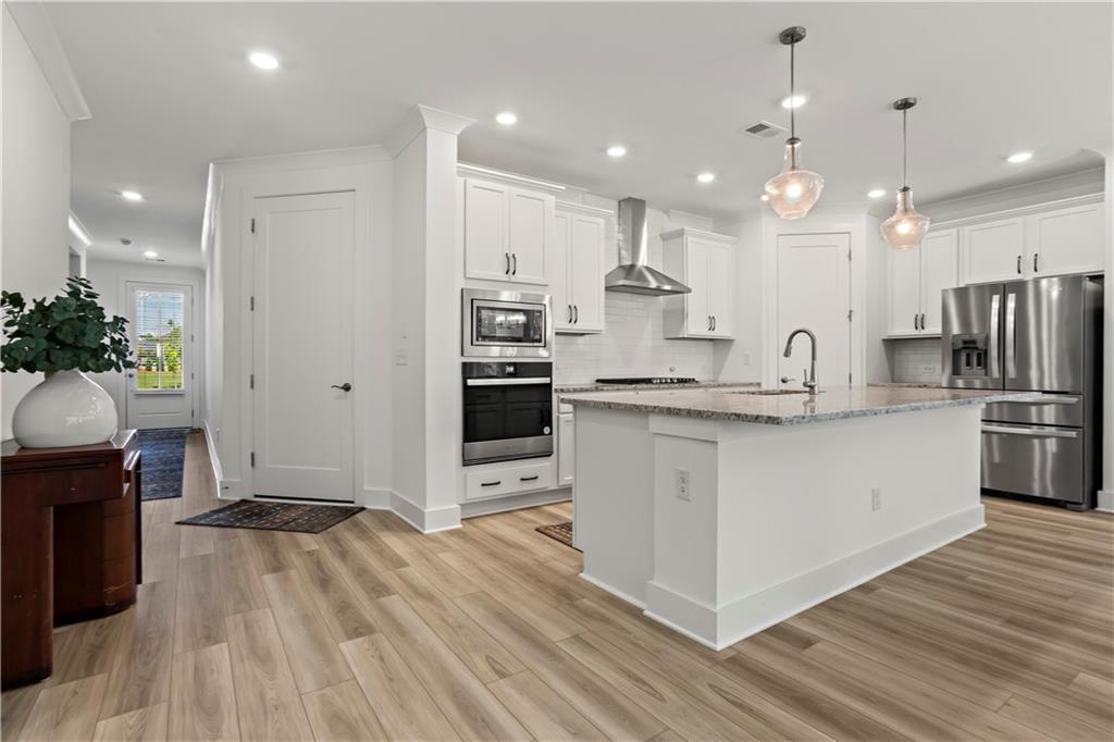 5121 Aster Bend