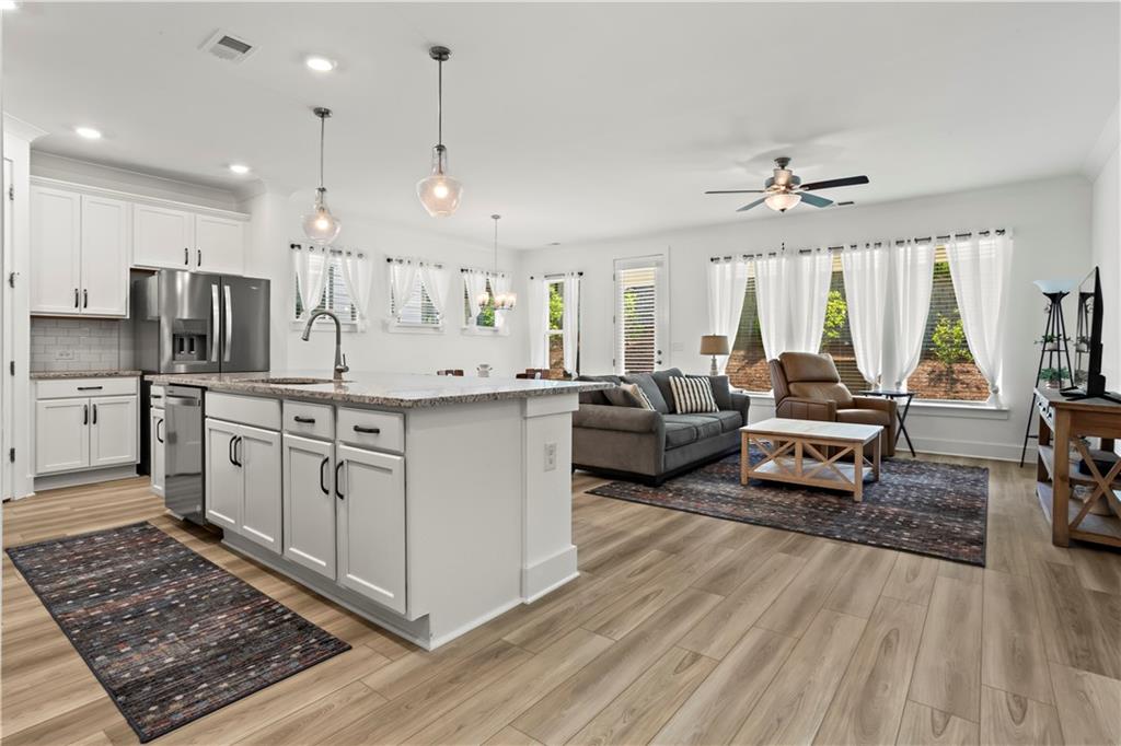 5121 Aster Bend