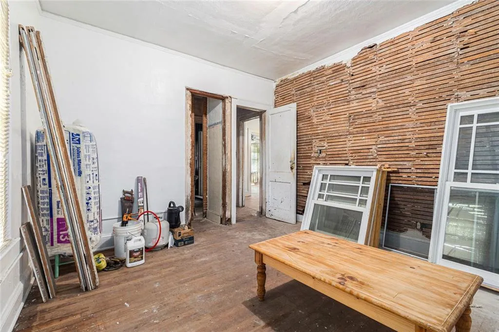 Atlanta, Georgia 30310, United States, 2 Bedrooms Bedrooms, ,1 BathroomBathrooms,Residential,Coming Soon,164250