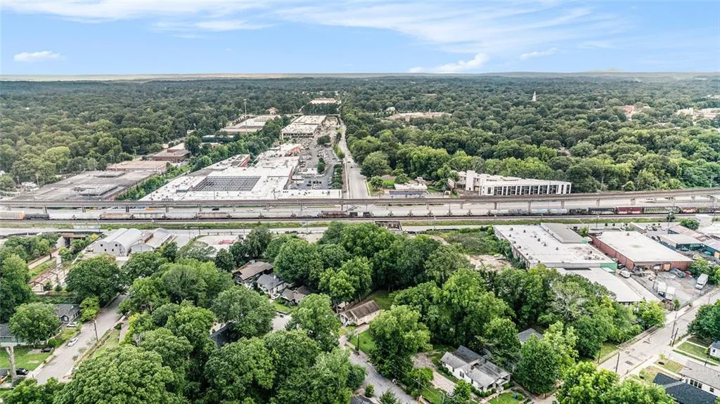 Atlanta, Georgia 30310, United States, 2 Bedrooms Bedrooms, ,1 BathroomBathrooms,Residential,Coming Soon,164250