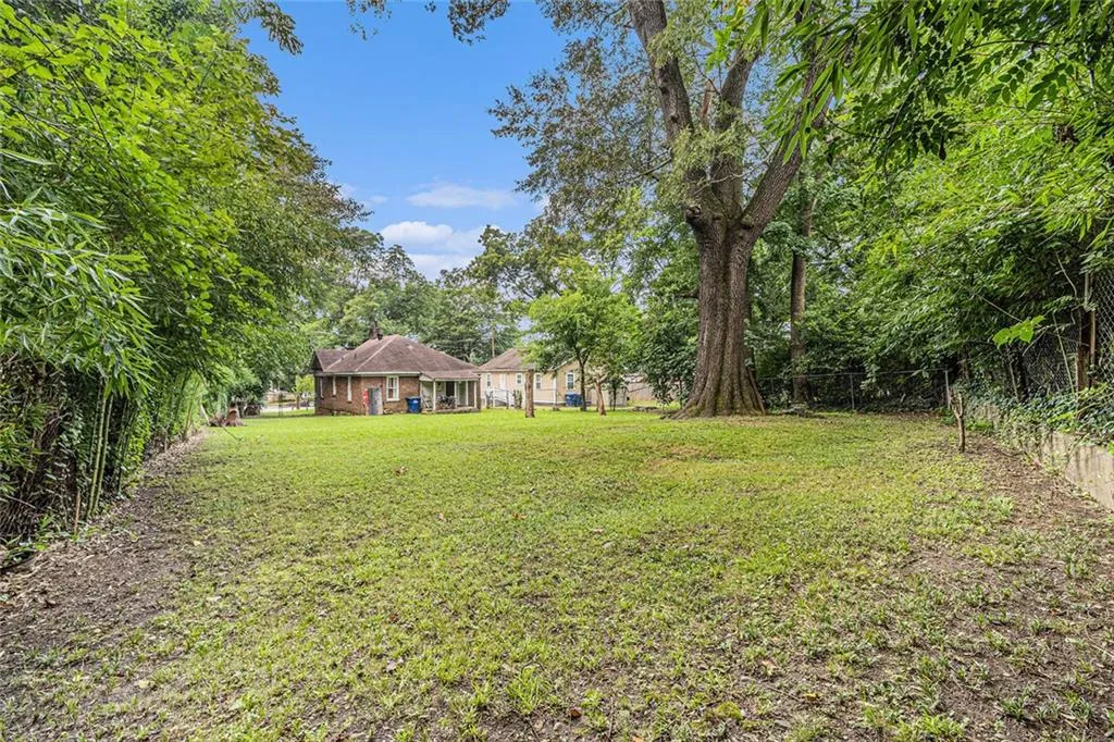 Atlanta, Georgia 30310, United States, 2 Bedrooms Bedrooms, ,1 BathroomBathrooms,Residential,Coming Soon,164250