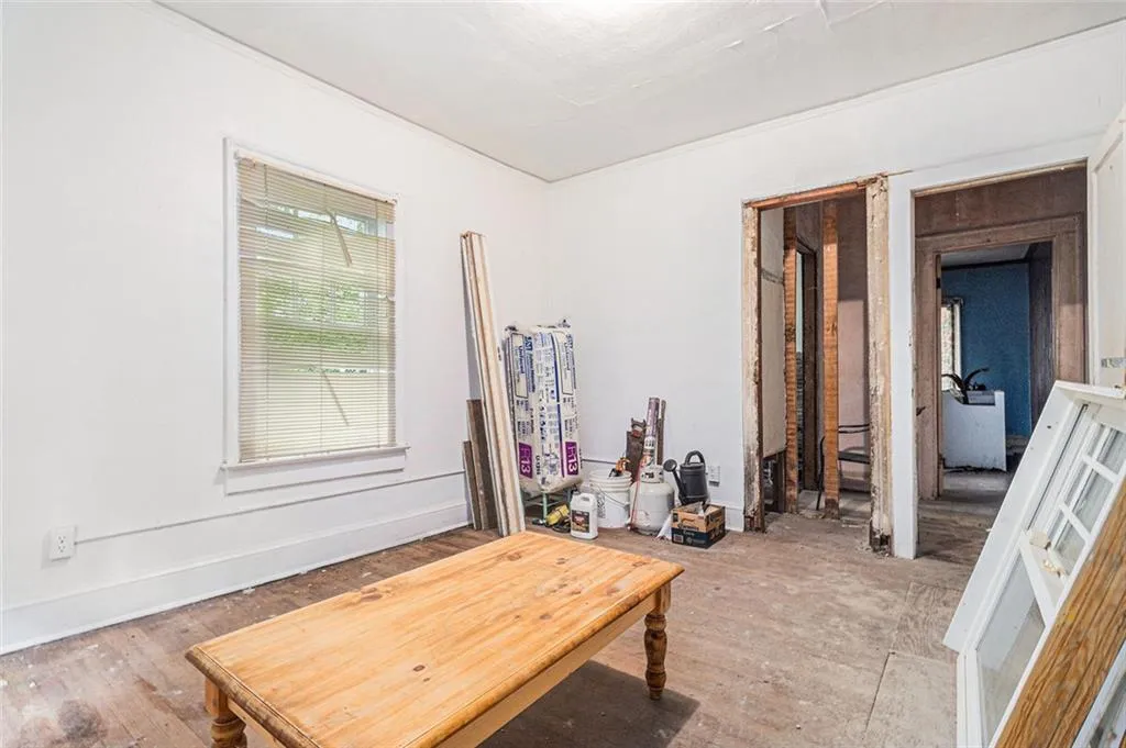 Atlanta, Georgia 30310, United States, 2 Bedrooms Bedrooms, ,1 BathroomBathrooms,Residential,Coming Soon,164250