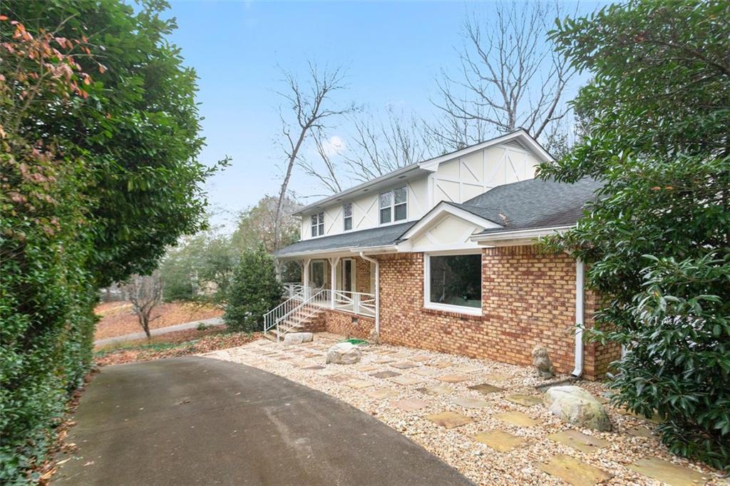 5037 HEATHERDALE Lane