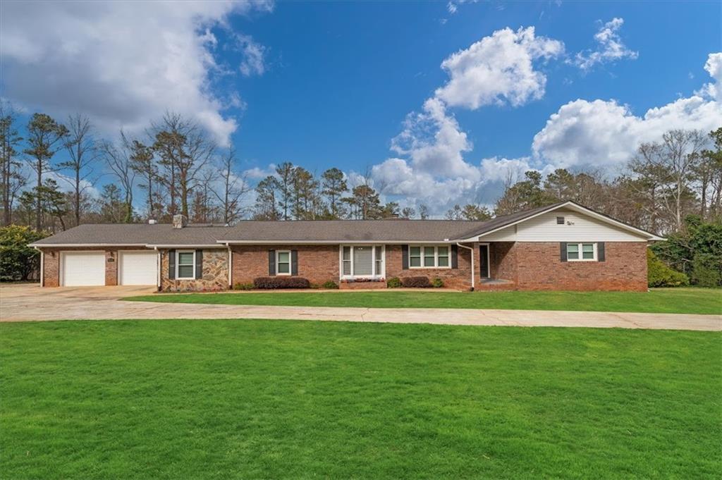 2716 Georgia 16, Carrollton, Georgia image 1