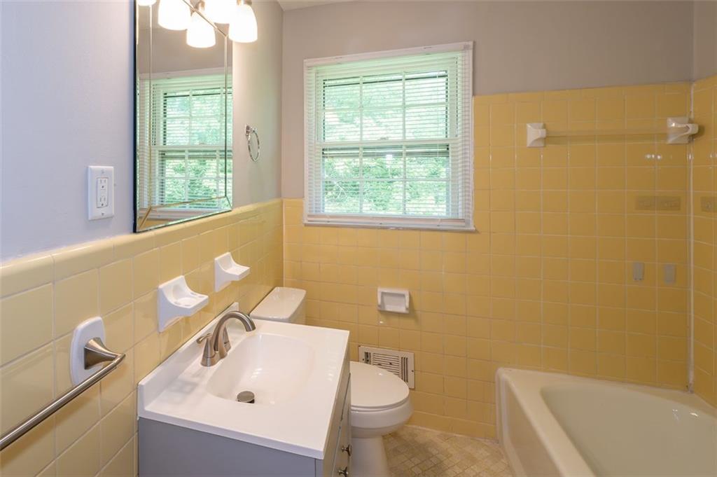 Cherokee Trails - Residential Lease