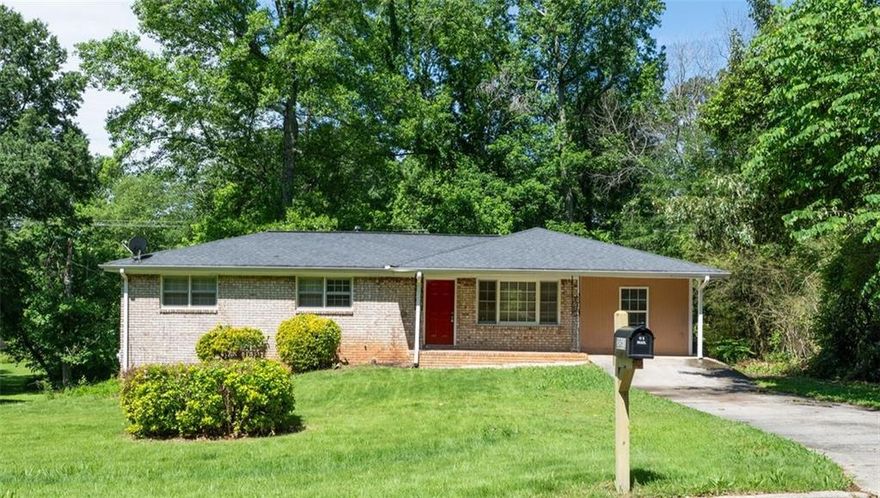 Welcome to this confortable 3-bedroom, 2-bathroom ranch home in Marietta. This charming house offers a peaceful nature view from the front yard and backyard. The spacious interior features a view to the family room from the kitchen, a pantry, laundry room and a tub/shower combo in the master bathroom. The property also includes a convenient driveway for parking. The unfinished basement provides ample storage space.

Don't miss out on this wonderful opportunity to make this house your home in Marietta, GA.

– No cats allowed. Dogs are allowed. Some fees apply.
– No security deposit required. Low monthly payment through Security Deposit Waiver Program to satisfy your security deposit requirements!
– Qualifications are: income needs to be 3x the rent, two years of good rental history, no evictions for the last five years, and credit and background will be checked.
– All residents are enrolled in the Resident Benefits Package (RBP) for $40/mo which includes HVAC air filter delivery (for applicable properties), credit building to help boost your credit score with timely rent payments, move-in concierge service making utility connection and home service set up a breeze during your move-in, pest control including (Bed bugs, fleas, ticks, mites, weevils, and cockroaches). More details upon application.
– The application fee is $65 per person. We highly encourage all applicants to link their bank accounts during the application process to expedite response time. Should you choose to manually upload documents, we ask for your patience as this will result in longer review cycles.
