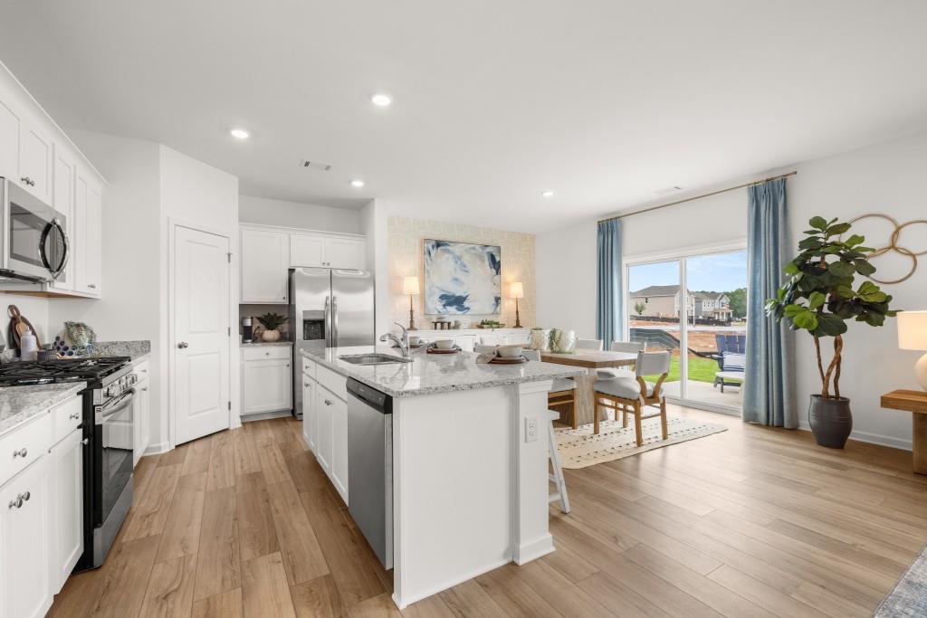 1828 Holmsey Circle SE