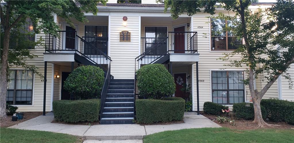 Welcome home to this beautifully maintained condo, perfectly situated in a lovely cul-de-sac!
Enjoy peace of mind with recent updates, including a new roof installed in February 2025 and fresh exterior pressure washing in April 2025. Inside, you'll find a newer AC unit (approx. 1 year old), along with a refrigerator and water heater (both approx. 5 years old). A brand-new dishwasher has also been recently added for your convenience.
This wonderful community offers great amenities including a clubhouse, swimming pool, tennis courts, and security, while being conveniently located near restaurants, shops, and public transportation.