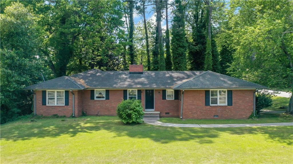 1421 Nerine Circle