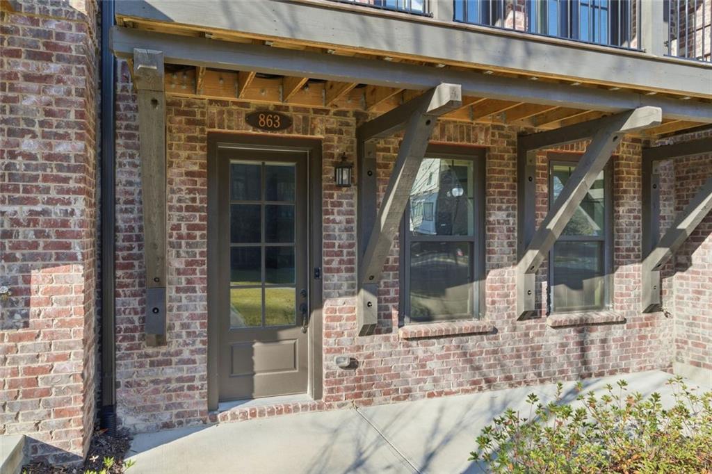 863 Tisdale Trail NE