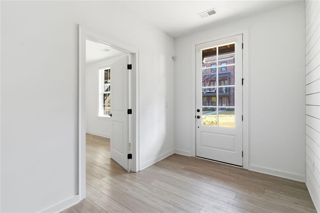 863 Tisdale Trail NE