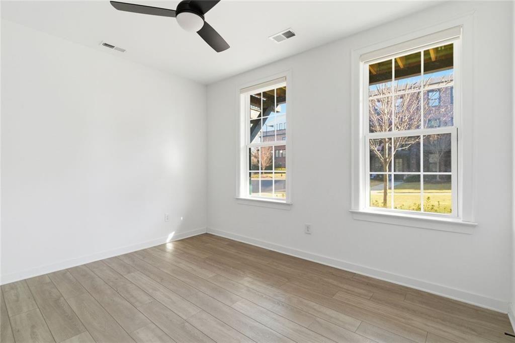 863 Tisdale Trail NE