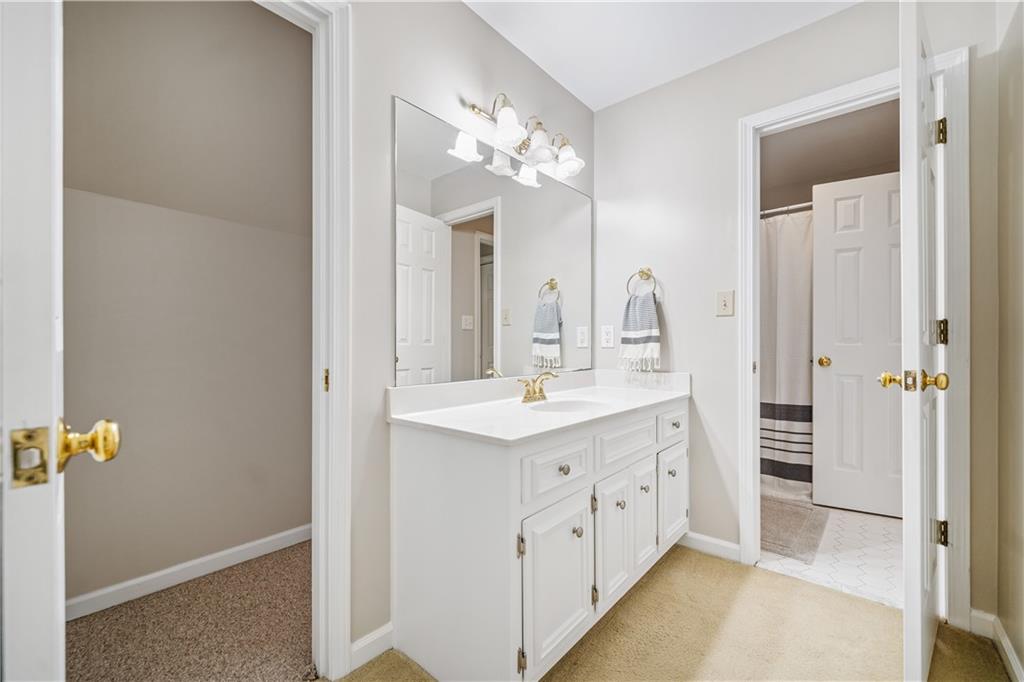250 Chason Wood Way, Roswell, Georgia image 37