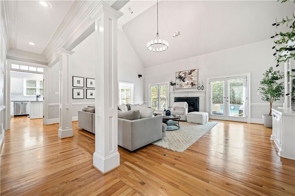 250 Chason Wood Way, Roswell, Georgia image 14