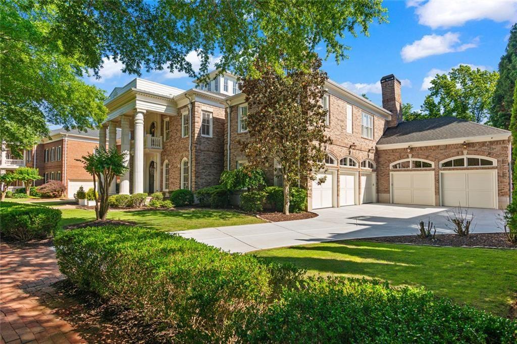 3120 W Addison Drive