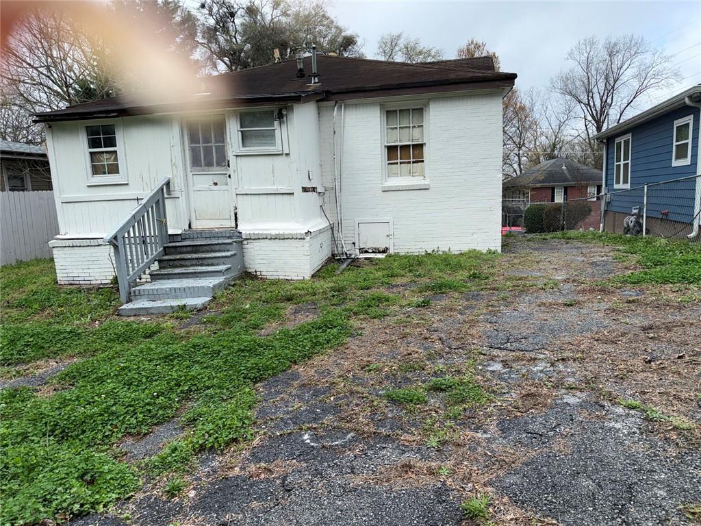 303 NW Anderson Avenue NW