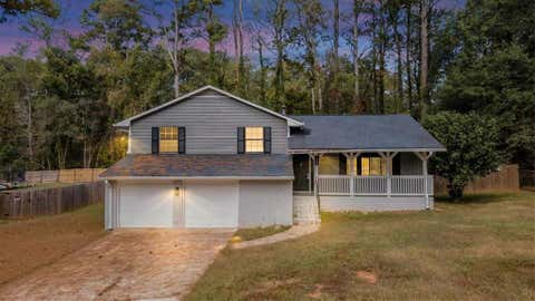 Homes For Sale - 1505 Diplomat Drive<br/> Riverdale, GA 30296