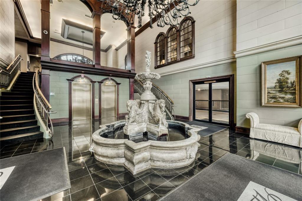 3334 Peachtree Road NE 1208