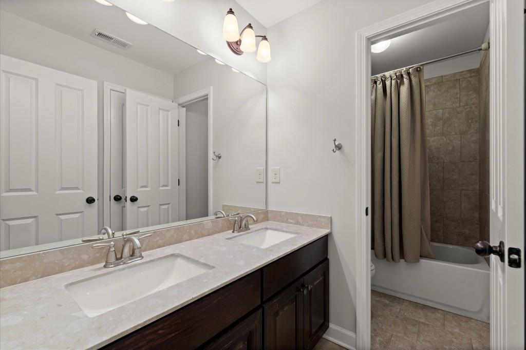 7340 Jamestown Drive, Alpharetta, Georgia image 37