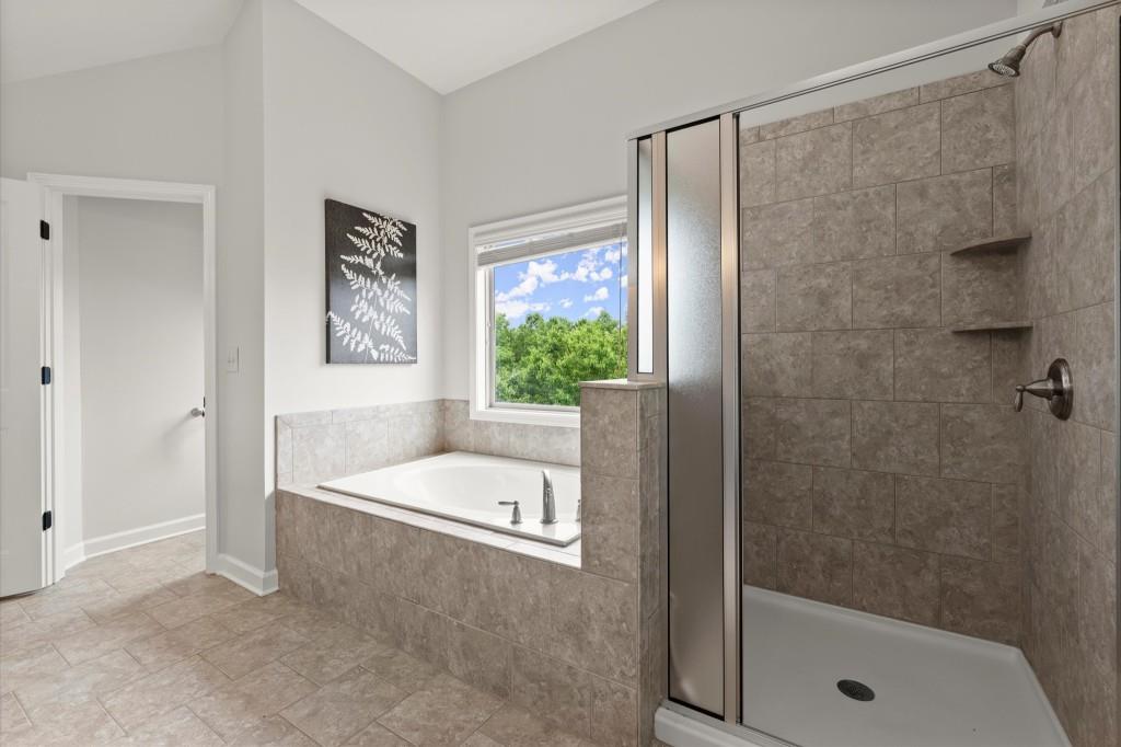7340 Jamestown Drive, Alpharetta, Georgia image 32