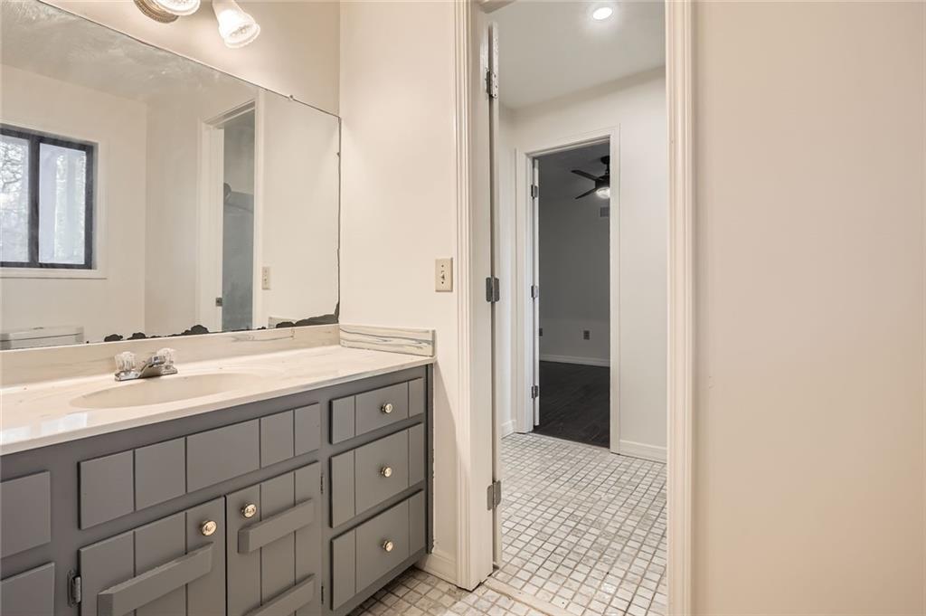 4716 Habersham Ridge, Lilburn, Georgia image 24