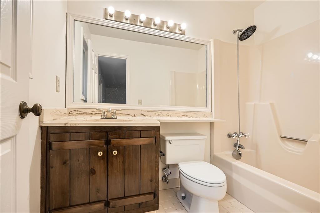 4716 Habersham Ridge, Lilburn, Georgia image 15