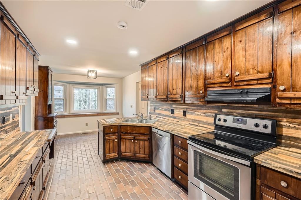 4716 Habersham Ridge, Lilburn, Georgia image 8