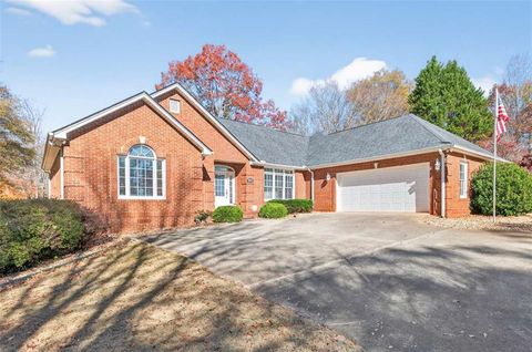 301 Oak Ridge Drive Maysville GA 30558