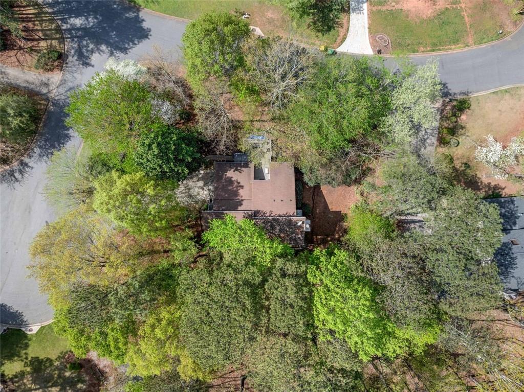 8885 N Mount Drive, Johns Creek, Georgia image 36