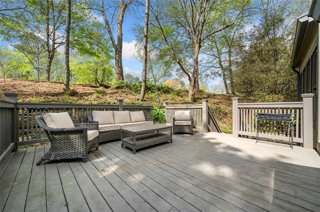 8885 N Mount Drive, Johns Creek, Georgia image 33