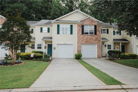 Townhouse For Sale - 183 Venture Path<br/> Hiram, GA 30141