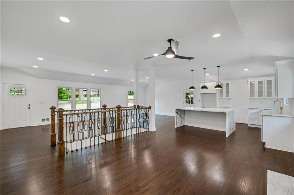 266 Colewood Way