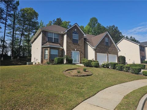 A home in Fairburn