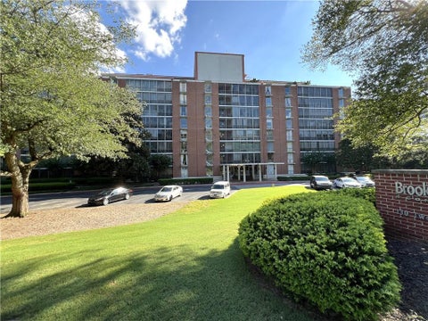 Photo of 130 26th Street NW #808, Atlanta, GA 30309 (MLS # 7854138)