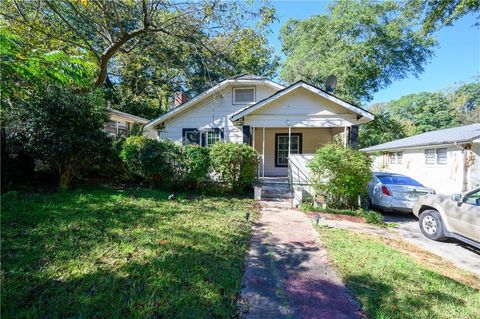 Photo of 728 Center Hill Avenue NW, Atlanta, GA 30318 (MLS # 7724727)