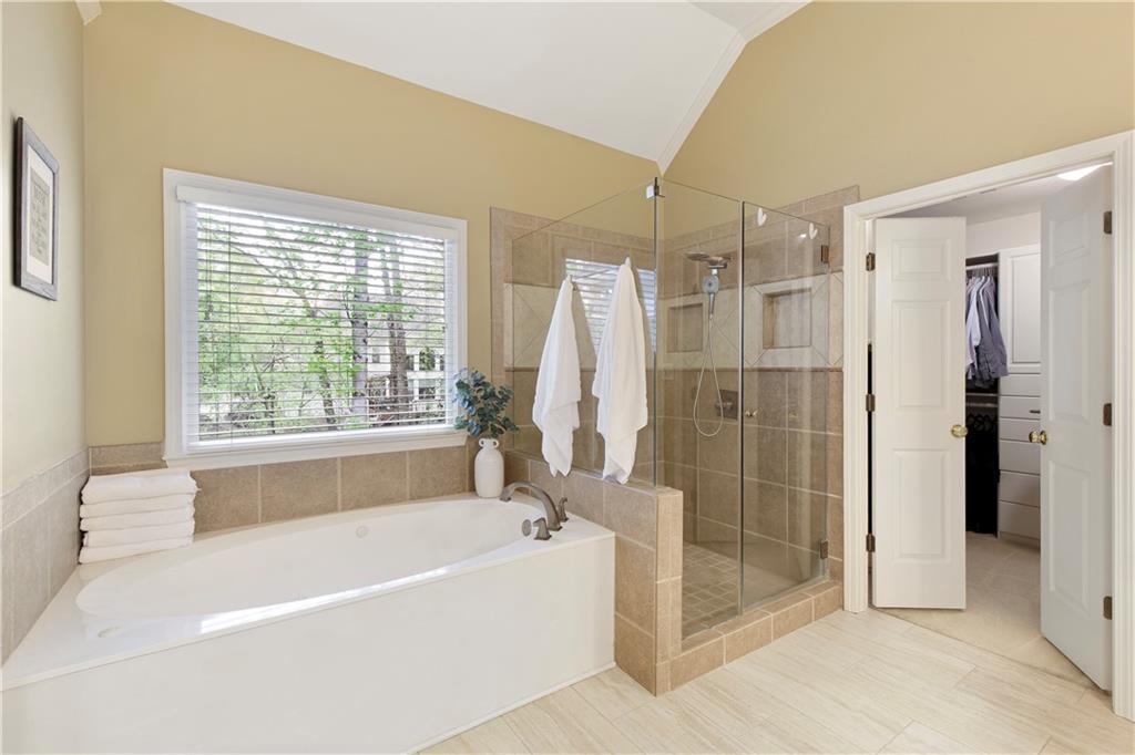 325 N Saint Phillip Lane, Alpharetta, Georgia image 32