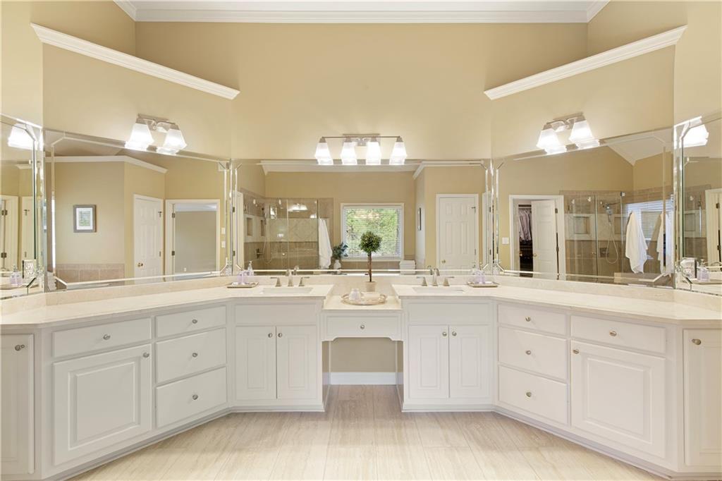325 N Saint Phillip Lane, Alpharetta, Georgia image 33