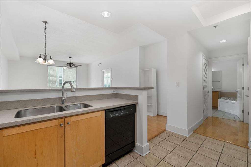 285 Centennial Olympic Park Drive NW 1407