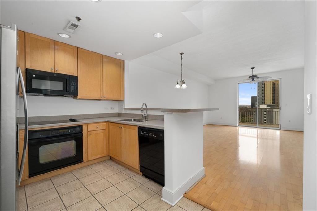 285 Centennial Olympic Park Drive NW 1407