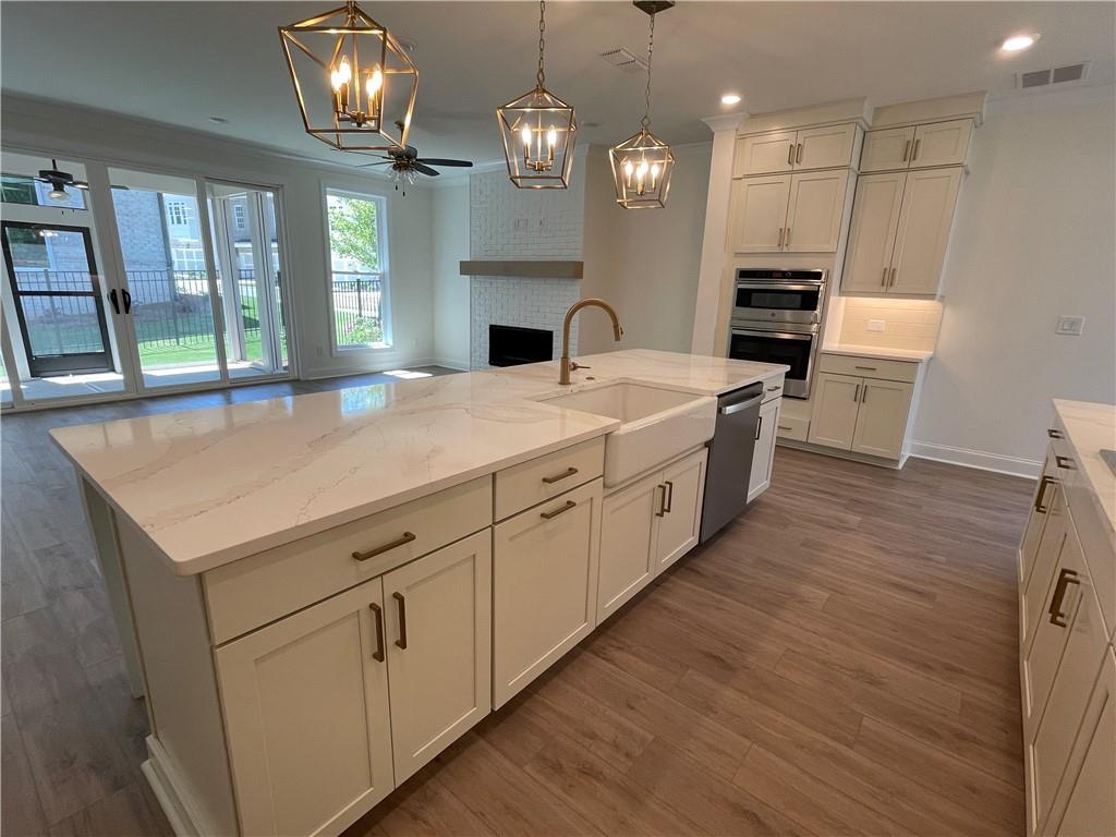4708 Coleridge Court 433