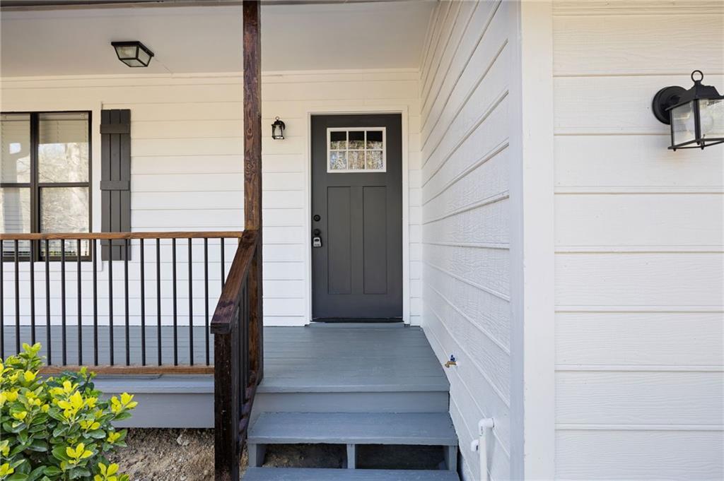 6730 Alvan Court, Riverdale, Georgia image 4