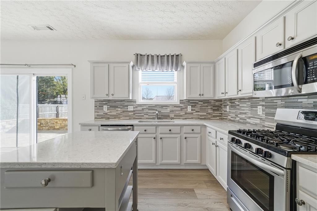 CREEKSIDE AT PROMINENCE - Residential