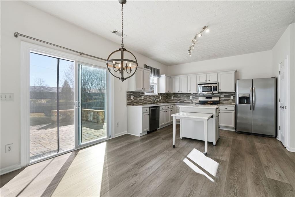 CREEKSIDE AT PROMINENCE - Residential