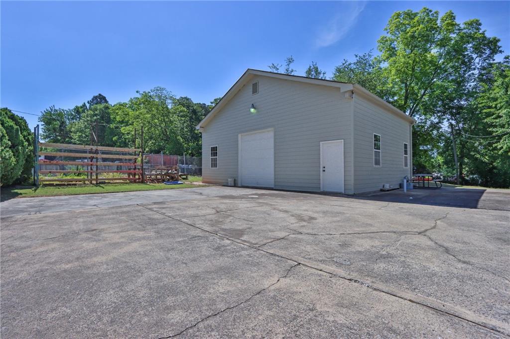 1559 Atlanta Highway SE