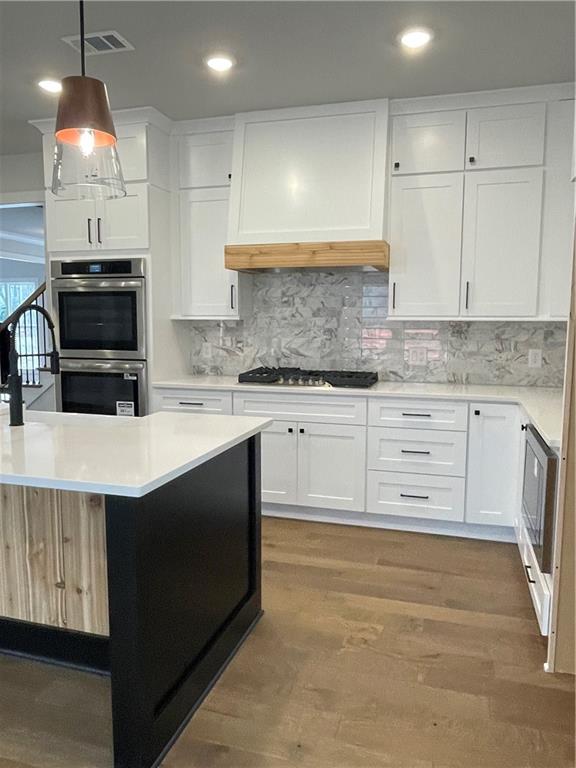 2954 Graham Gardens Lane