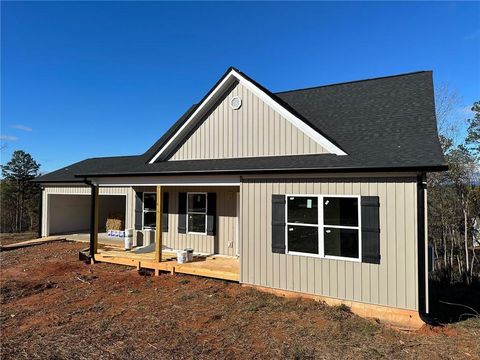 A home in Dahlonega