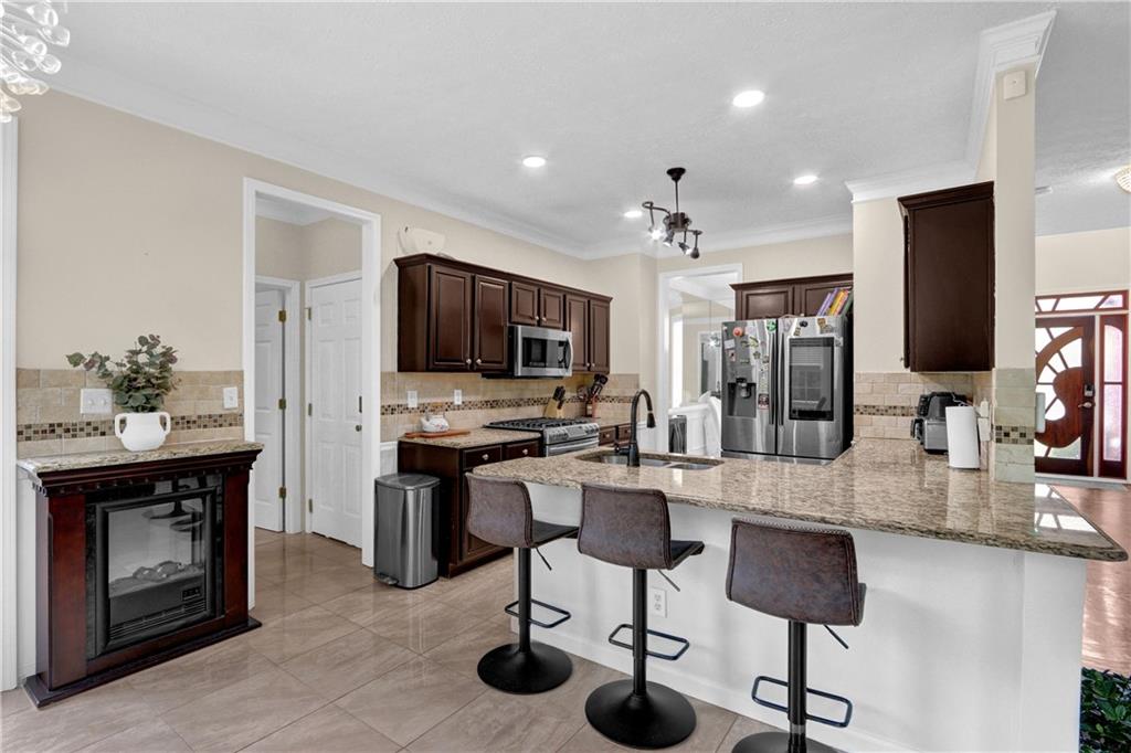 408 Savannah Rose Way